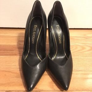 Enzo Angiolini leather pointy toe pump - SIZE 4