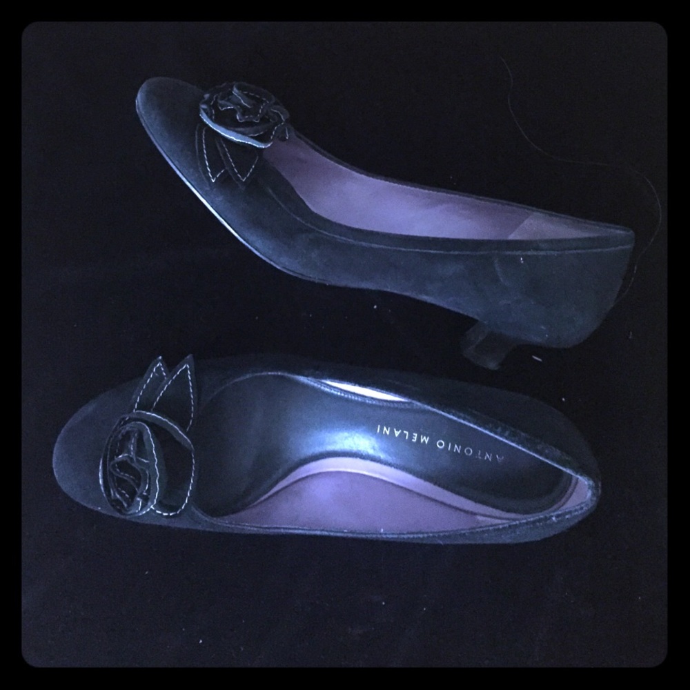 Antonio Melani kitten heels