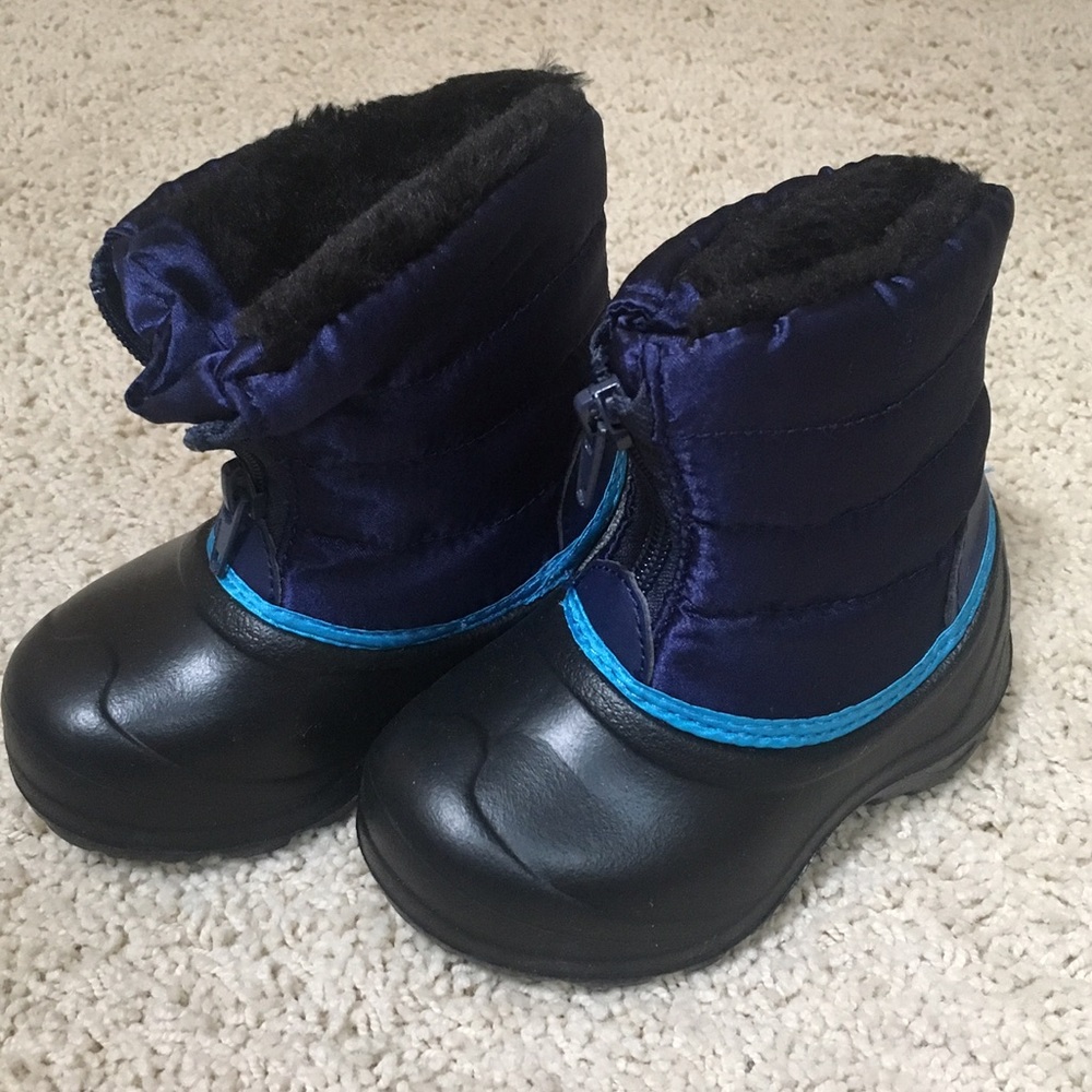 Toddler snow boots