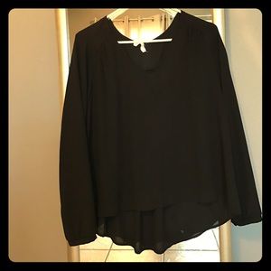 Cute flowy black top