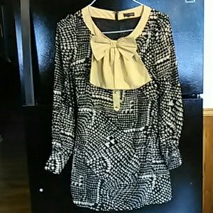 lovposh Dresses - 👗Lovposh shift dress size small lovposh Dresses - 👗Lovposh shift dress size small