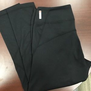 Zella live in crop leggings