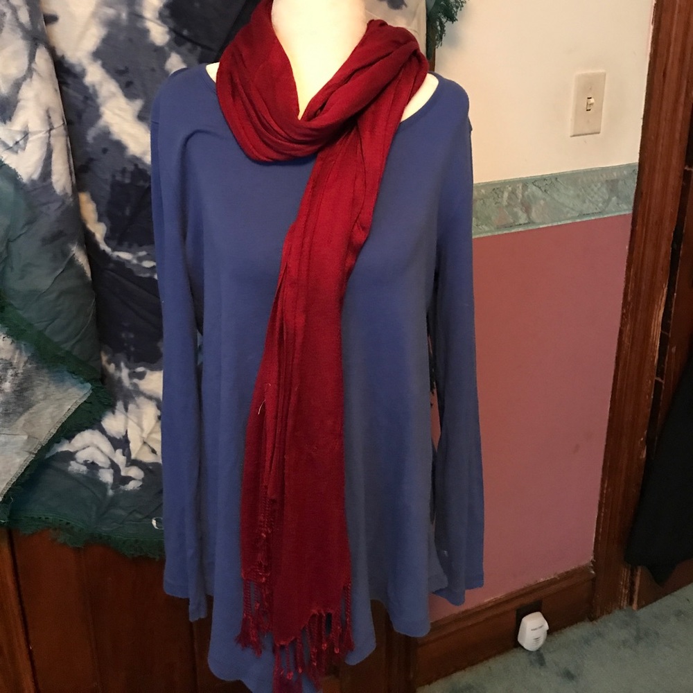 Scarf - Picture 2 of 3