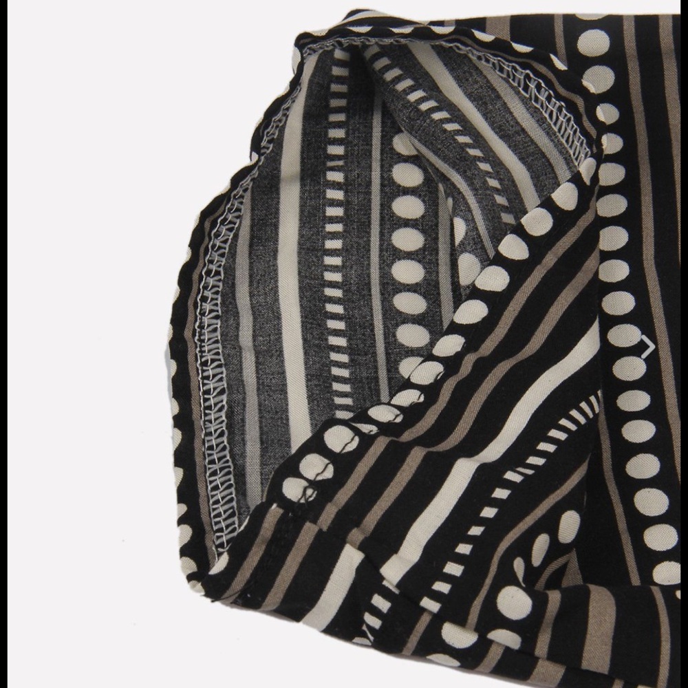 GORGEOUS UNIQUE ORANGE & BLACK ROMPER!! 🔥✔️🔶 - Picture 5 of 8