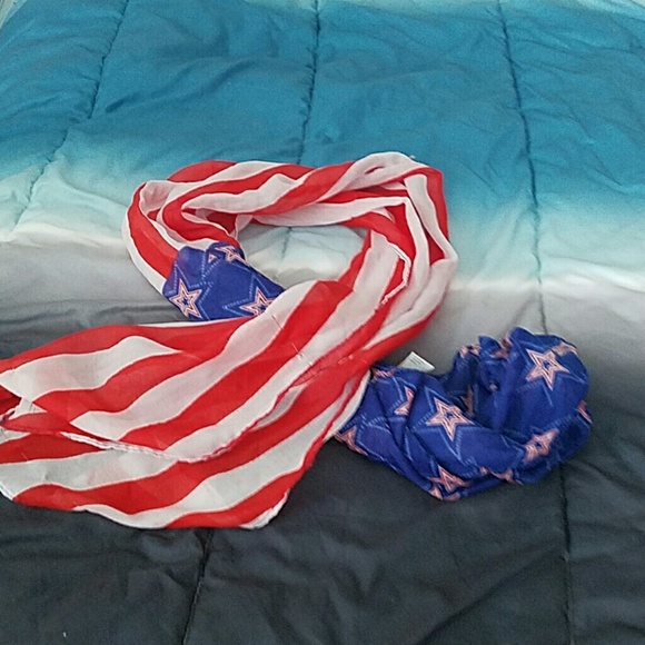 Patriotic Scarf - Picture 3 of 3