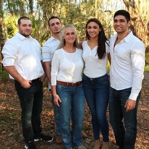 Meet your Posher, Raymond