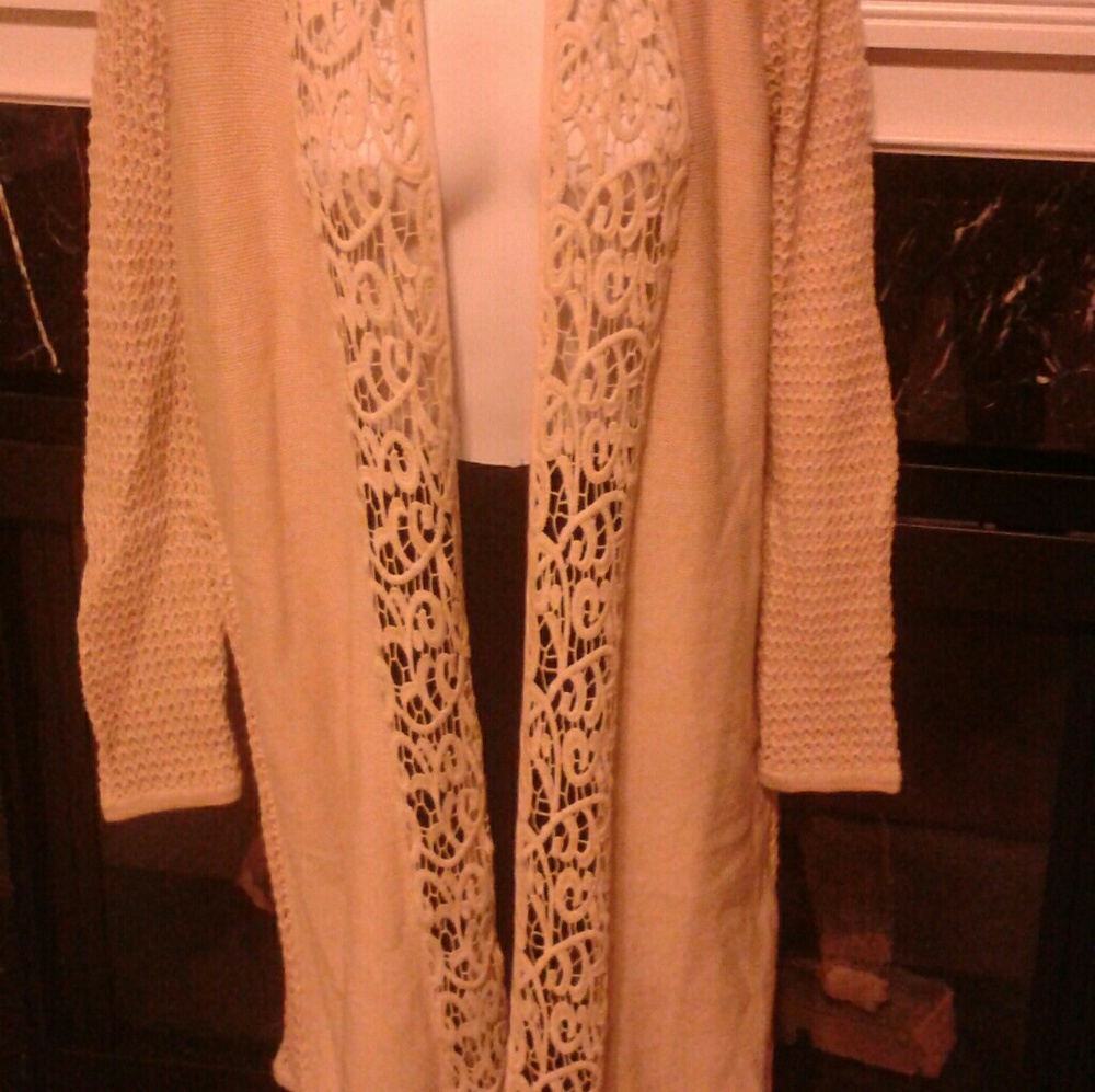 NEW AUTHENTIC CHICO'S KNIT SWEATER (CHICO size 1)