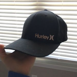 Black Hurley hat