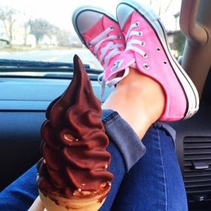 Bubblegum Pink Low Top Converse