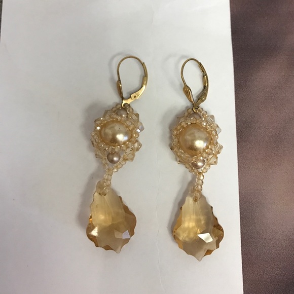 Earrings - Picture 1 of 2