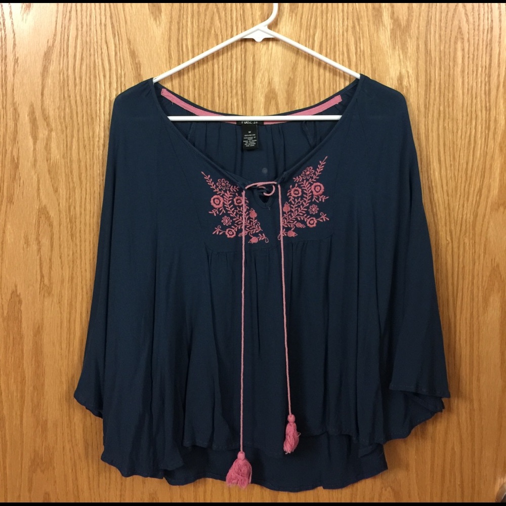 Flowy tee