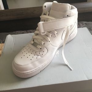 Air Force 1 mid '07.