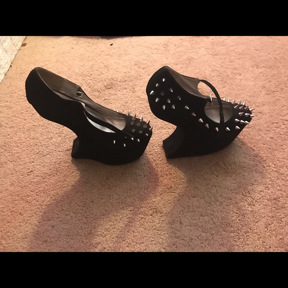 Gravity heels-10