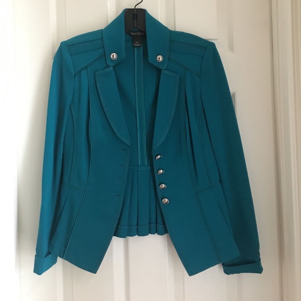 Beautiful White House Black Market teal blazer