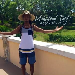 Meet your Posher, Dion