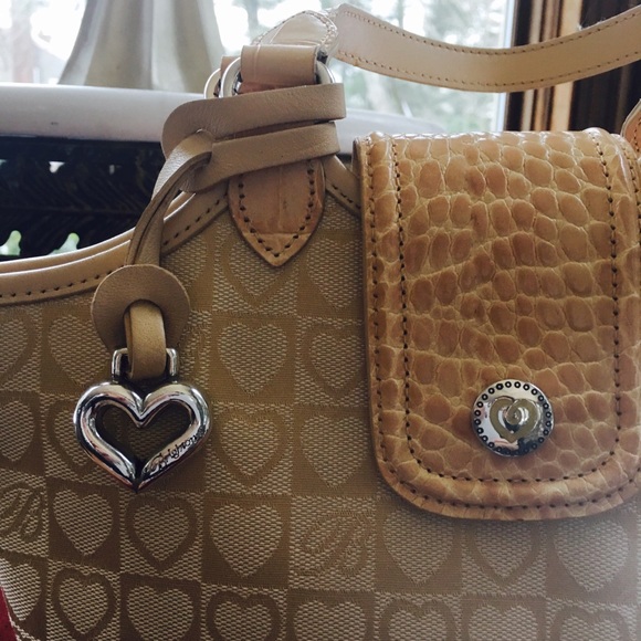 SOLD. NWR Brighton Designer Monogrammed Handbag - Picture 5 of 6