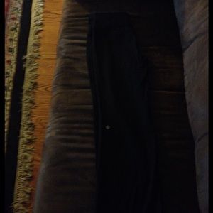 Lululemon yoga pants