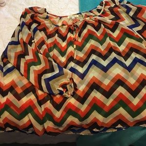 Umgee chevron patterned blouse. Size 1XL