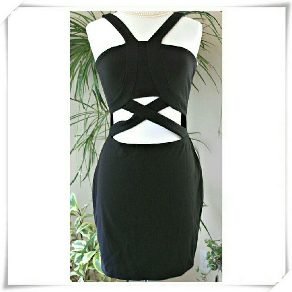 Charlotte Russe Dresses & Skirts - 👗 Bodycon strappy mini dress. 🌷 NWOT.