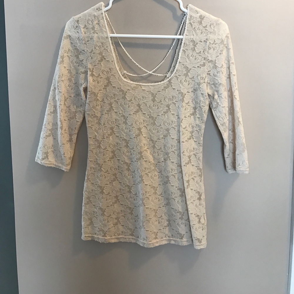 Free People- 3/4 sleeve cream lace top