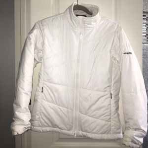 White thin Columbia ski jacket