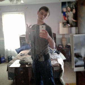 Meet your Posher, Ethan