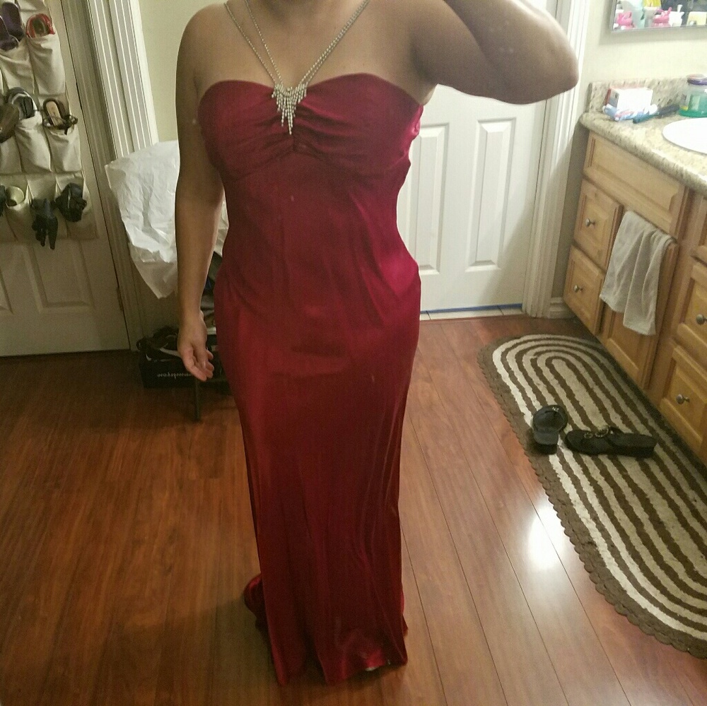 KIKI  USA  formal dress.