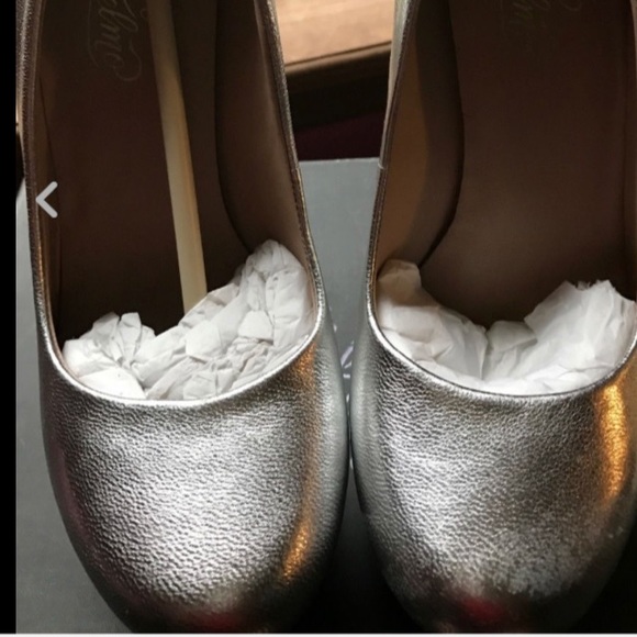 Alejandro Ingelmo Sophia silver platform pumps - Picture 3 of 8