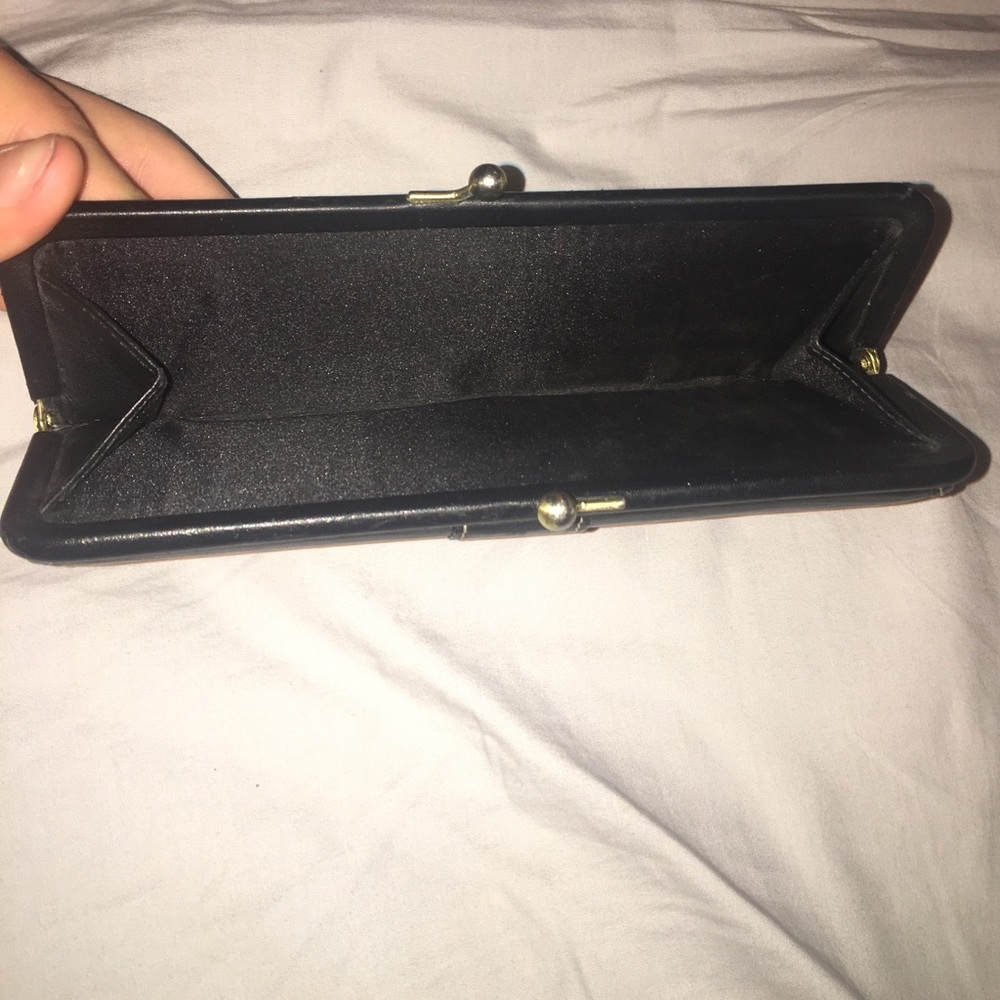 Authentic Coach leather wallet - Picture 3 of 4