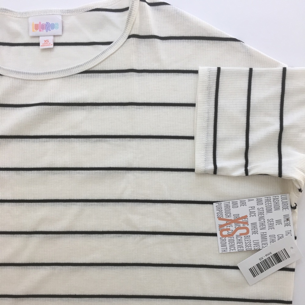 LuLaRoe XS Irma Tunic NWT Cream/Black Ribbed