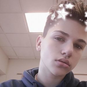 Meet your Posher, Sam