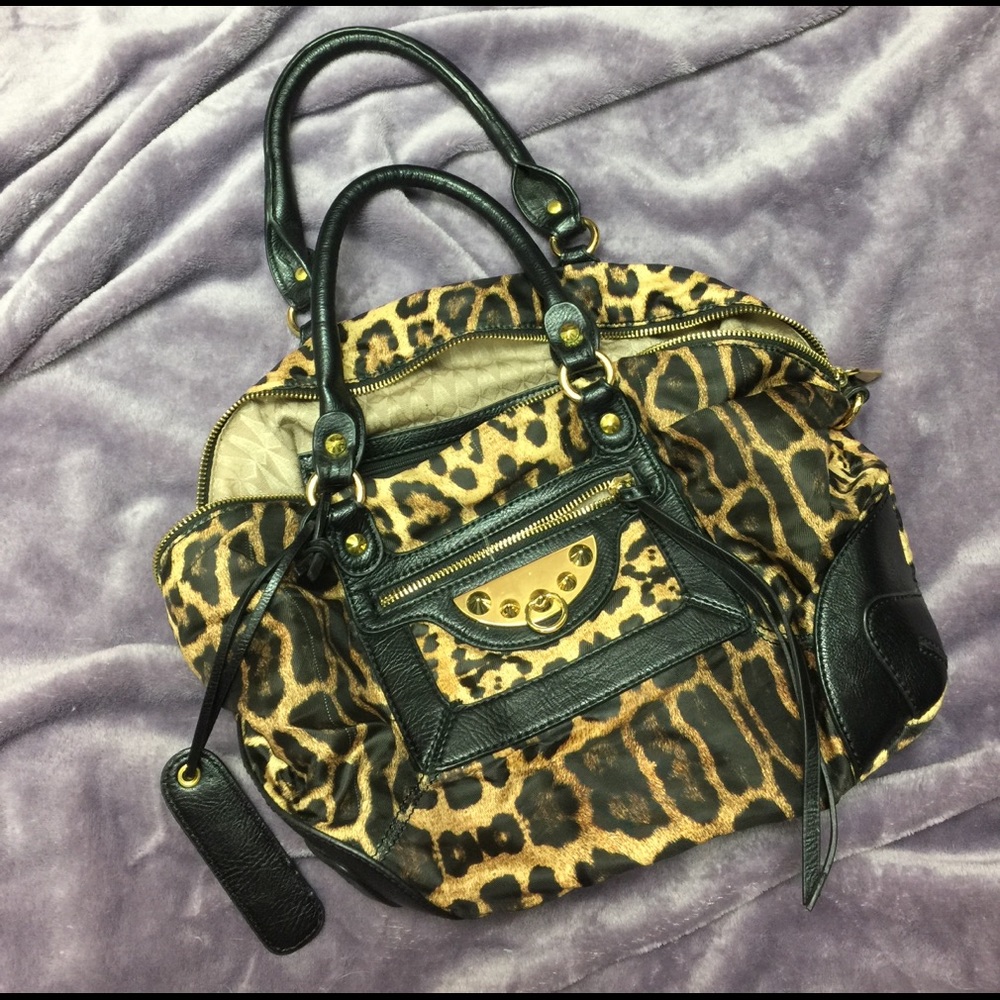 Leopard arm purse