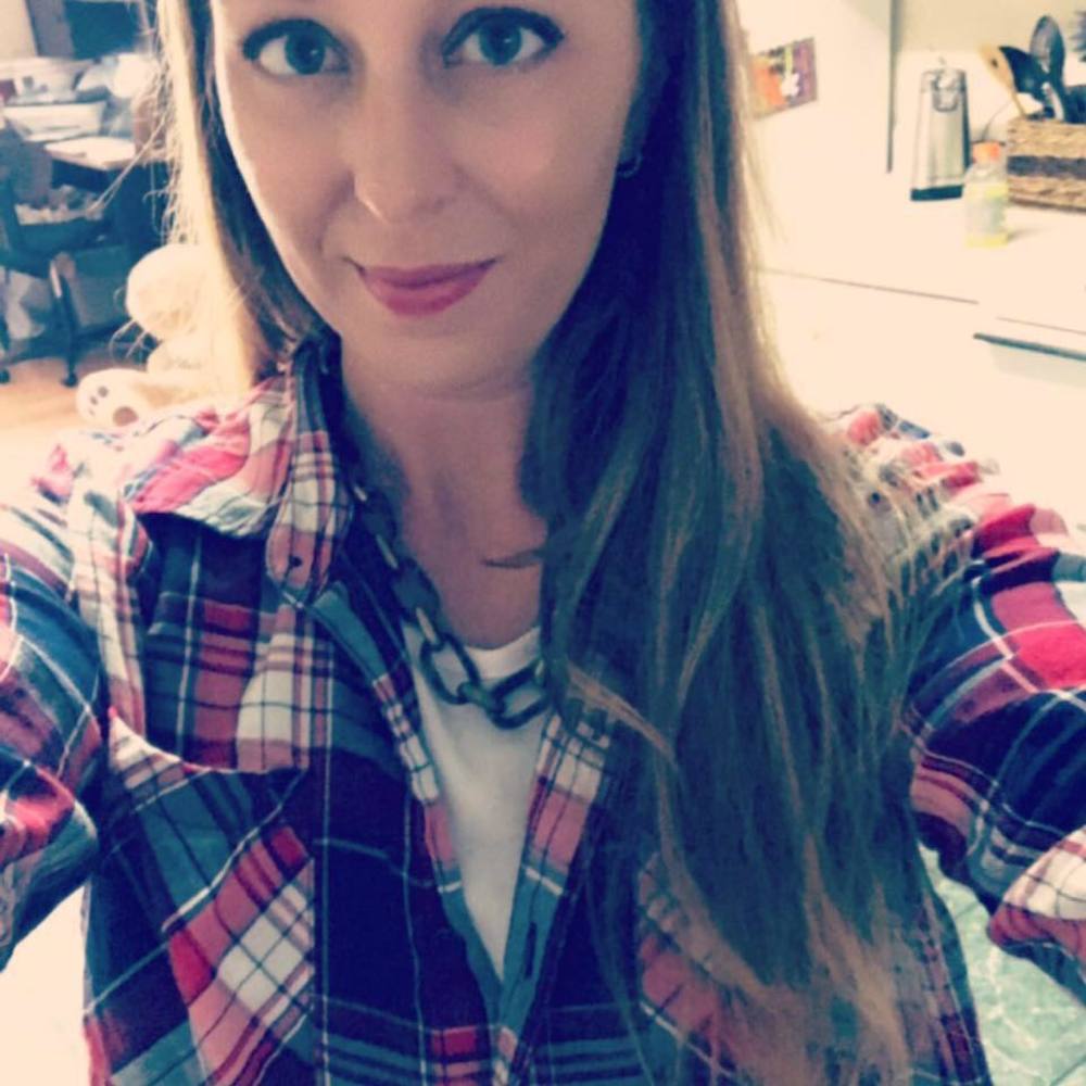 Meet your Posher, Tiffany