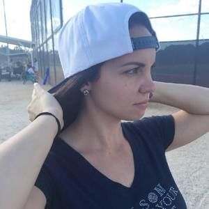 Meet your Posher, Liz