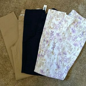 3 Old Navy Pixie Chino Pants