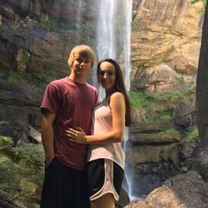 Meet your Posher, Madison alexis