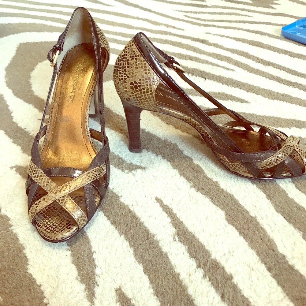 Strappy heals peep toe