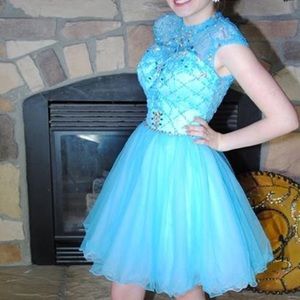 Short homecoming/formal dress