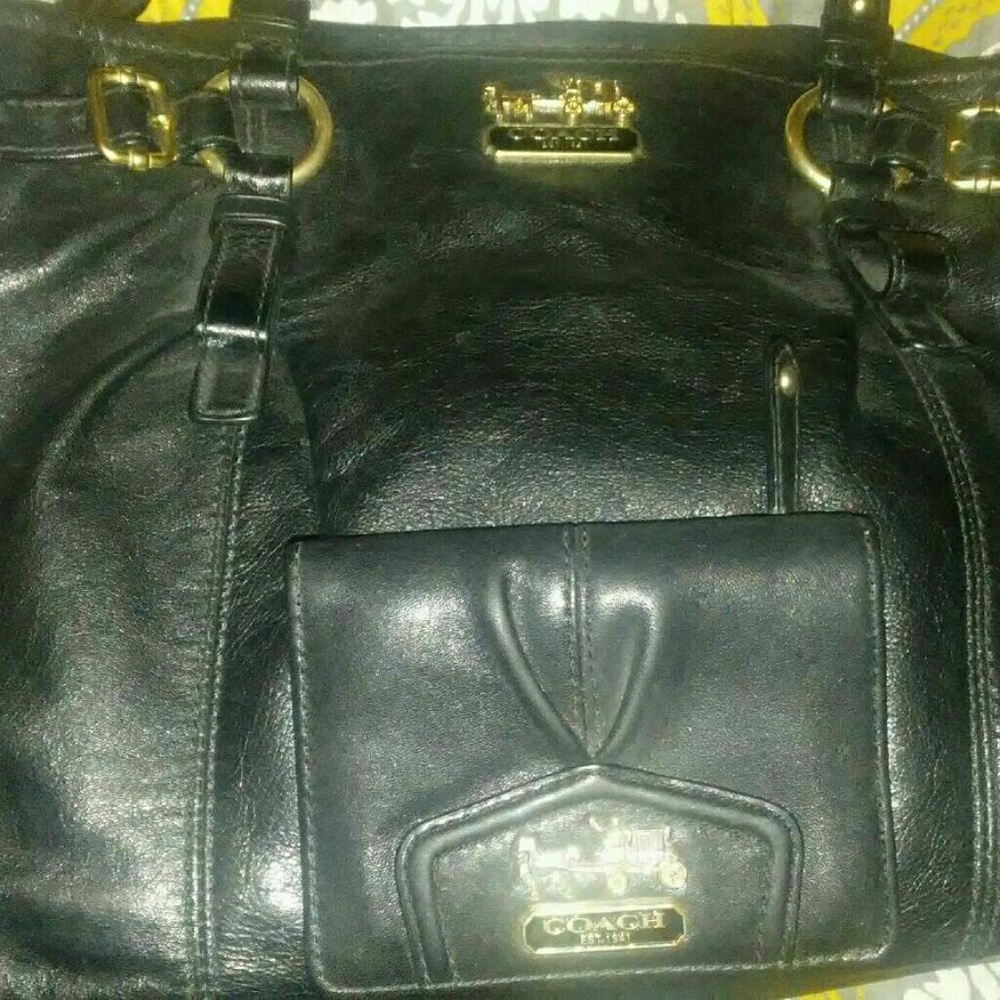 Authentic Black Coach handbag also a crossbody
