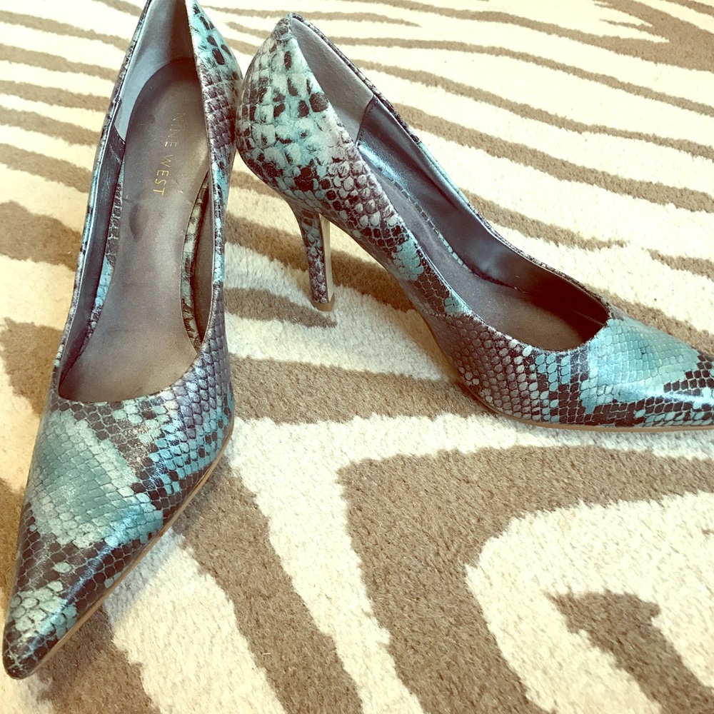 Snake skin pattern stilettos