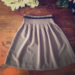 Grey high waisted skirt