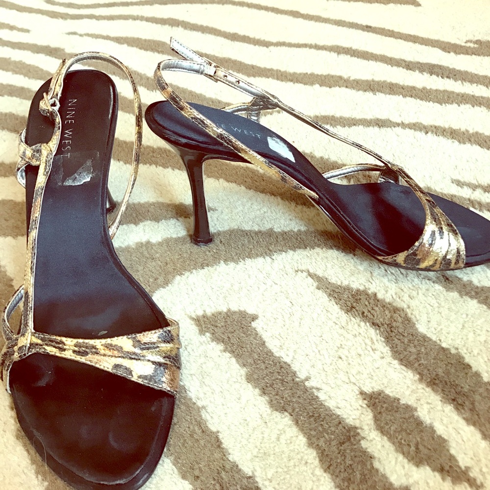Cheetah strappy heals