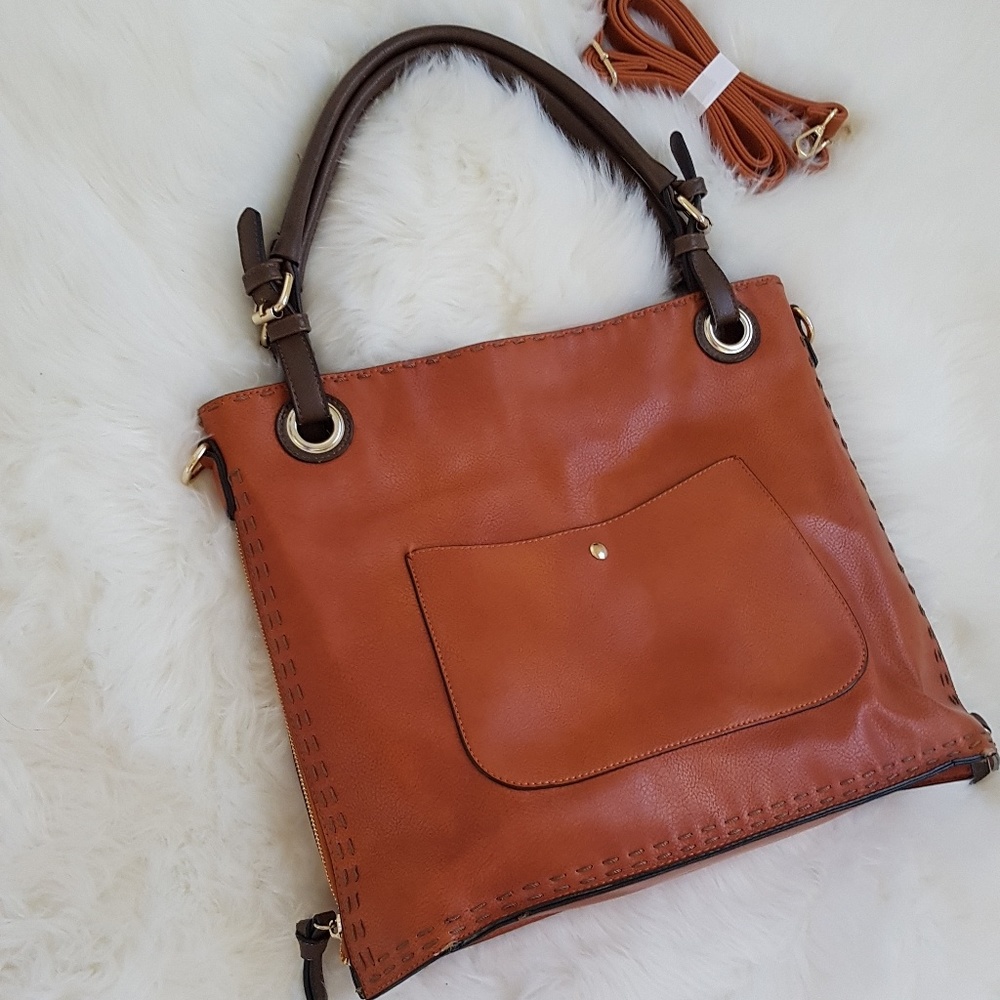 Simply Noelle Zipper Gussett Hobo