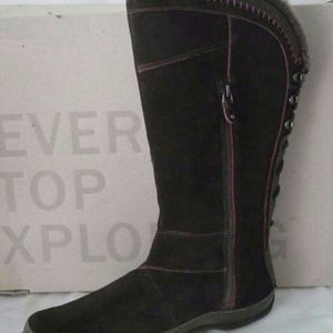 Moccasin style boots!