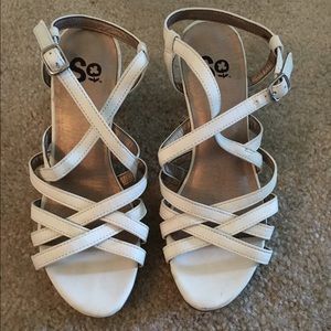 SO white heeled sandals