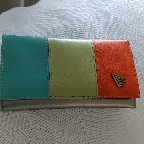 NEW CAROLINA DE CUNTO DESIGNER LEATHER WALLET - Picture 2 of 8