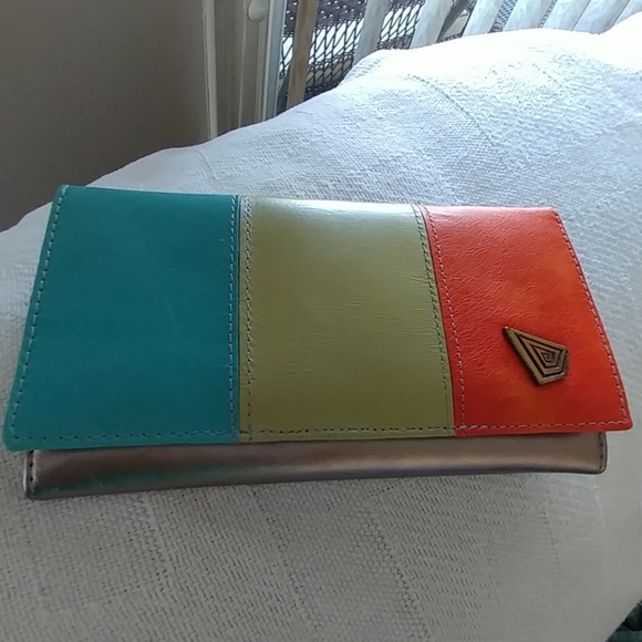 NEW CAROLINA DE CUNTO DESIGNER LEATHER WALLET - Picture 8 of 8