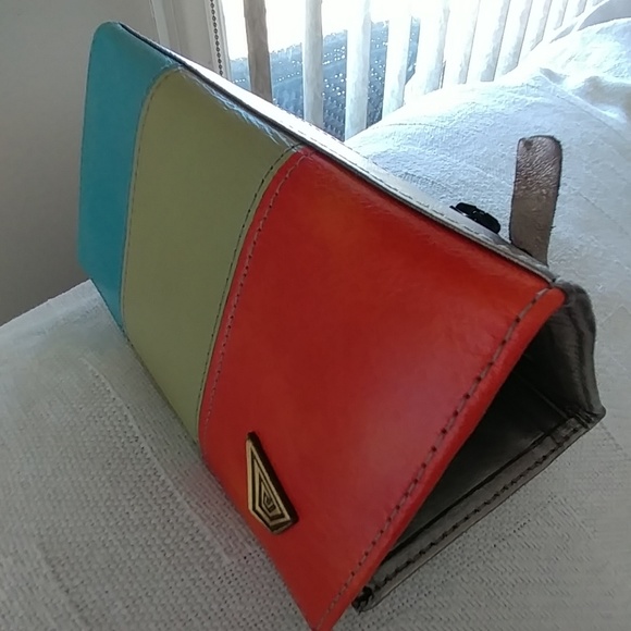 Handbags - NEW CAROLINA DE CUNTO DESIGNER LEATHER WALLET
