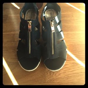 Merona Black Wedges