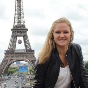 Meet your Posher, Chloe